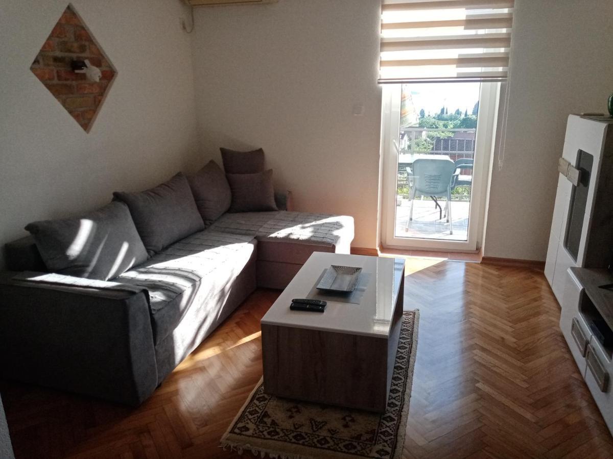 Apartmani Bosco Tivat Exterior foto